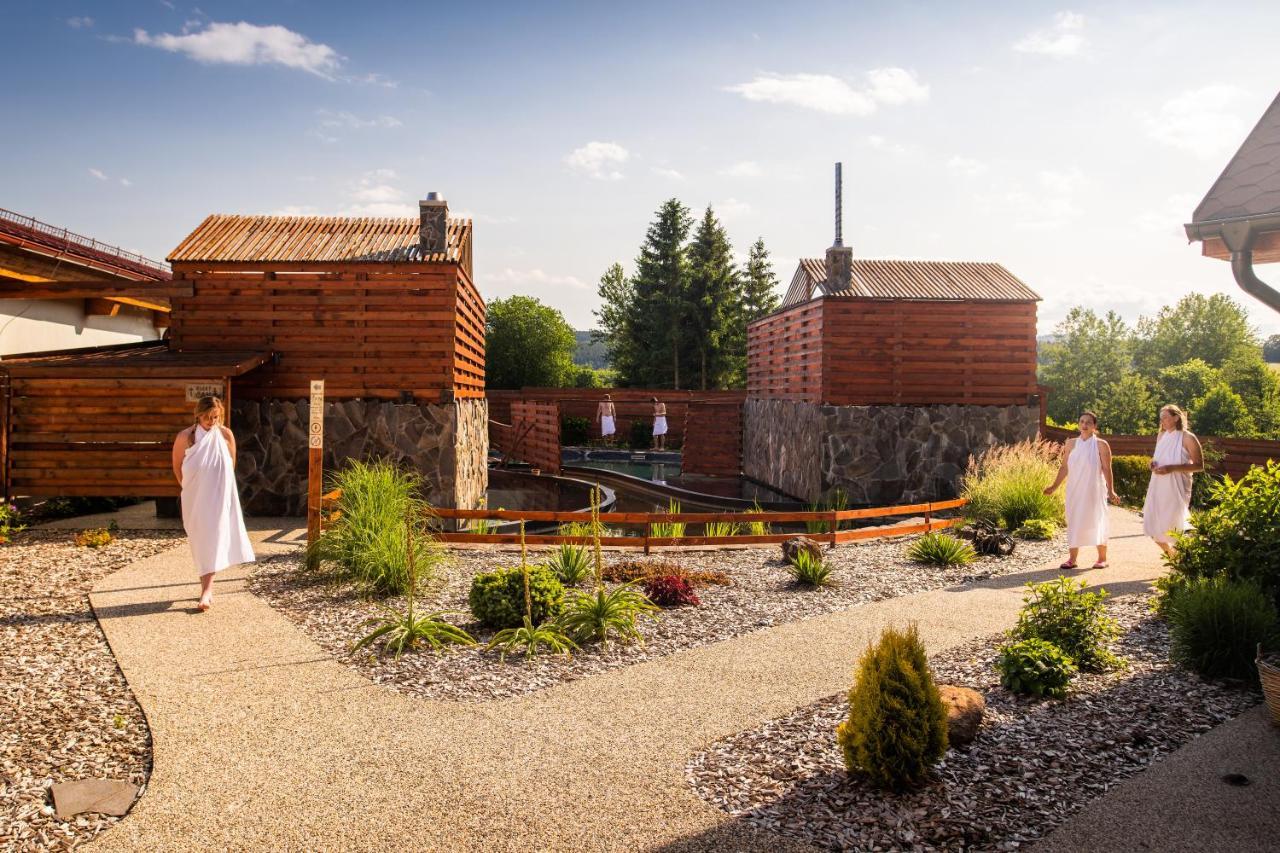 Hotel Frymburk nad Vltavou Exterior foto